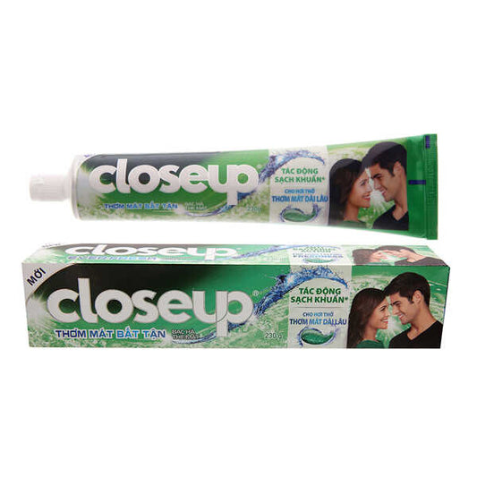 Kem Đánh Răng Closeup Hương Bạc Hà 230G