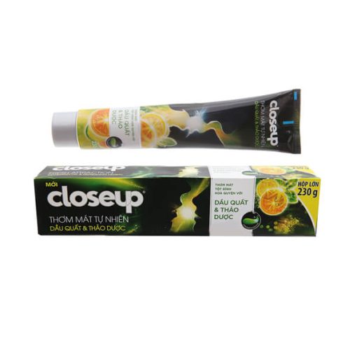 Kem Đánh Răng Closeup Thơm Mát Dầu Quất Và Thảo Dược 230g