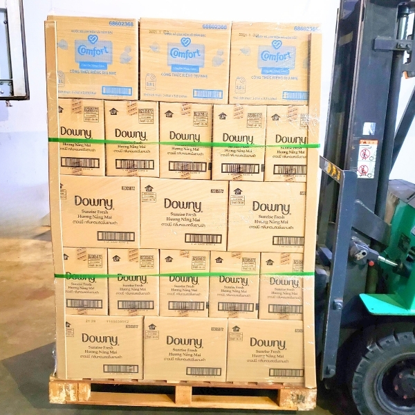 Container hàng nước xả Downy đóng kín – Sẵn sàng xuất đi toàn quốc